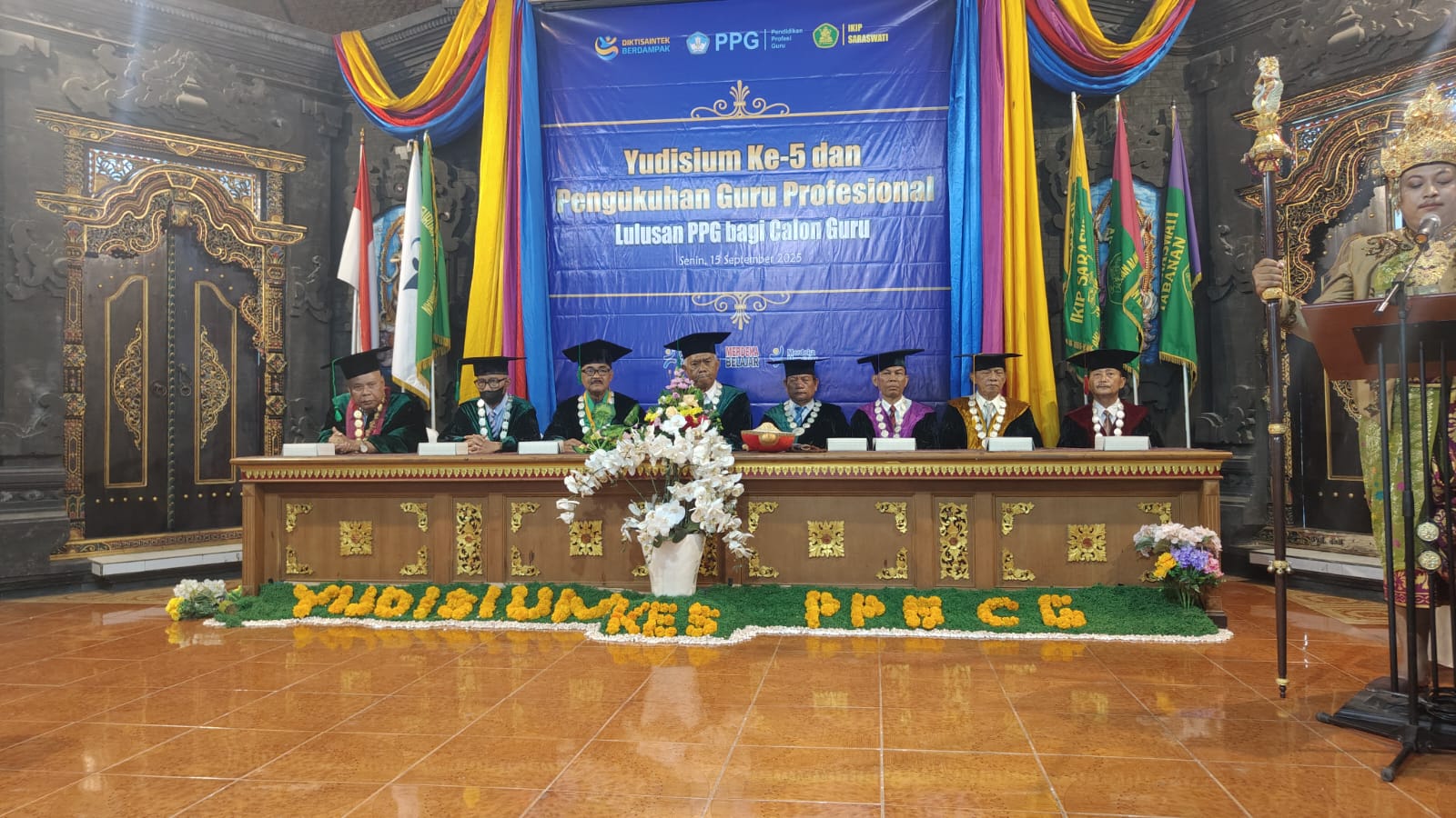 Gambar Yudisium ke-5 dan pengukuhan guru profesional lulusan program PPG 4