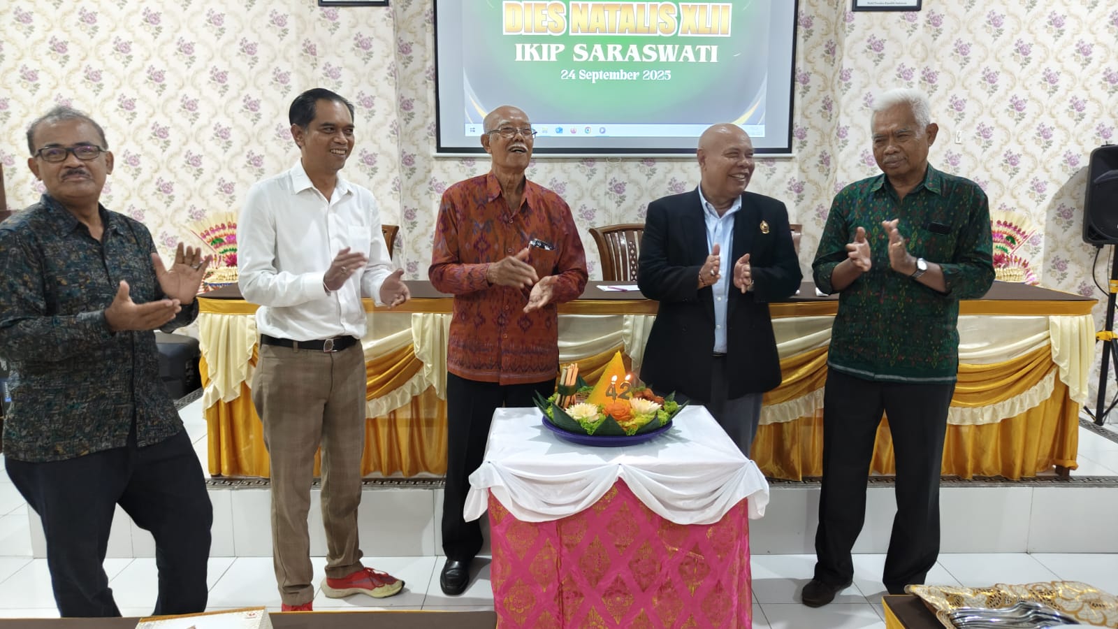 Gambar Dies Natalis ke-XLII 4